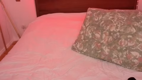 Chaturbate – okerriella – 2026-04-17-0-34-4