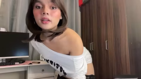 Chaturbate – cocktaileciousalessia – 2026-06-13-17-26-19