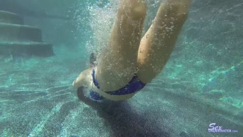 Sexunderwater – Melanie Hicks Scuba Training