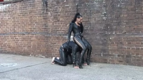 Domina Silvia – Hellbent For Leather