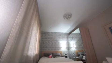 Chaturbate – torinova – 2026-07-19-13-49-37