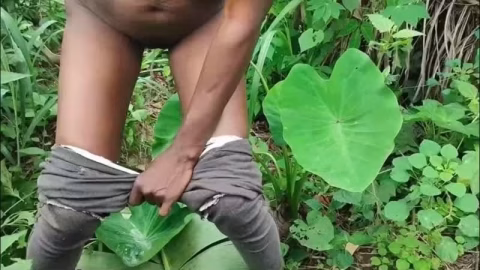 Bbw Aidaa And Friend Strapon And Pooping