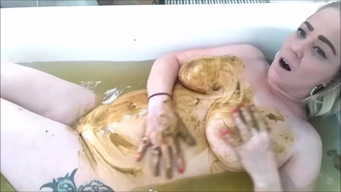 Fart And Shit Fuck Bath