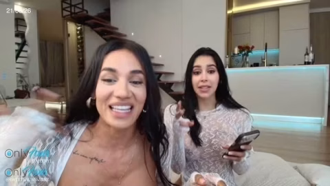 Chaturbate – sweetlaurasaenz – 2026-08-22-14-35-1