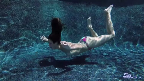 Sexunderwater – Anna Morna Uw Photo Shoot