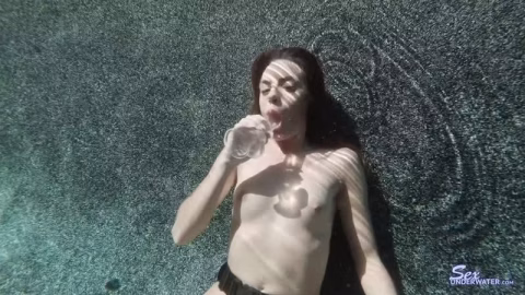Sexunderwater – Jamie Vine Breath Holding Practice