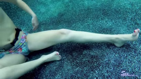 Sexunderwater – Victoria Gracen Scuba Training Pt2