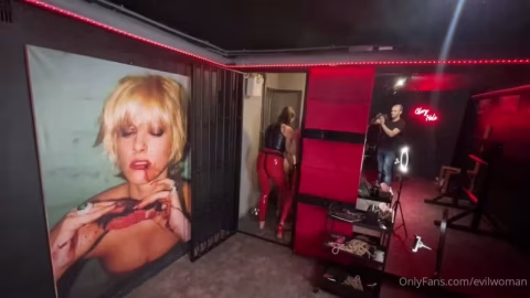 Evil Woman – Fucked Mercilessly In The Prison Cell