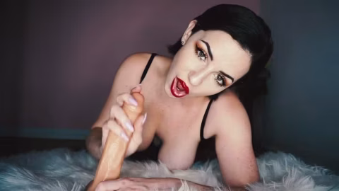 Goddess Fiona – Eye Contact
