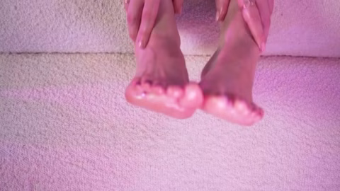 Princess Violette – Most Powerful Foot Worship