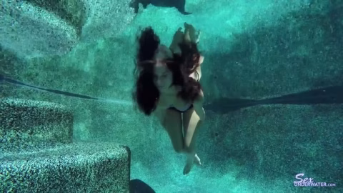 Sexunderwater – Alexis Deen Uw Model Training Pt1