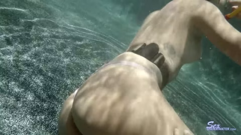 Sexunderwater – Mia Pearl Scuba Training 2
