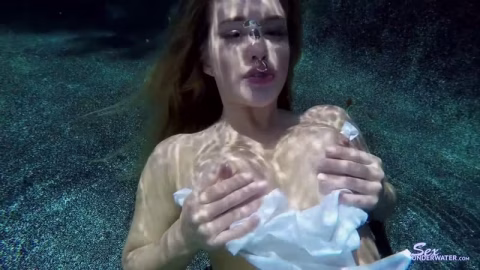 Sexunderwater – Dance Away – Striptease