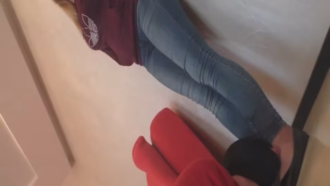 Licking Girls Feet – Kate – Cleaning Ballet Flats And Sweaty Feet After A Walk