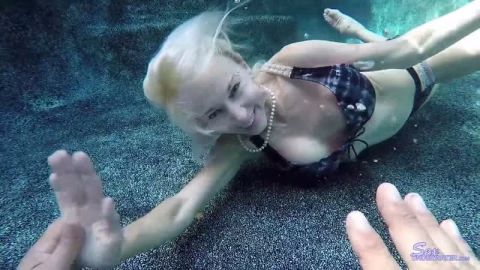 Sexunderwater – Mirabella Amour Uw Model Training