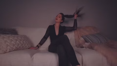 Goddess Alessa – Cheat For Feet
