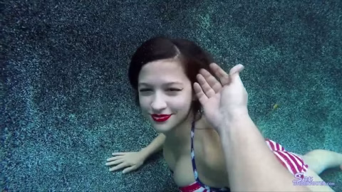 Sexunderwater – Annika Eve Uw Model Training Pt1