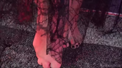 Goddess Brandon – Fire Vampires Foot Tease