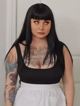 Olivia Vee